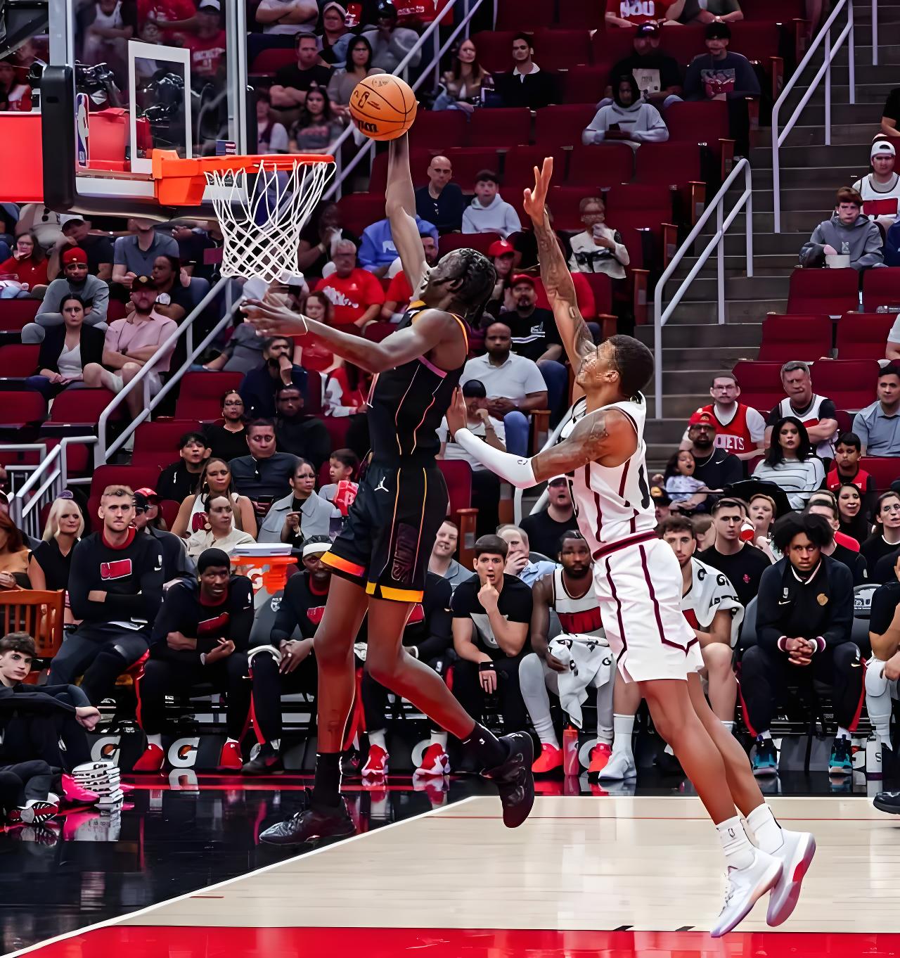 今晚NBA季后赛传出新动向，拉齐奥复出首秀，管理层表态——气氛紧张，资深球员宣示担当的简单介绍-九博电竞